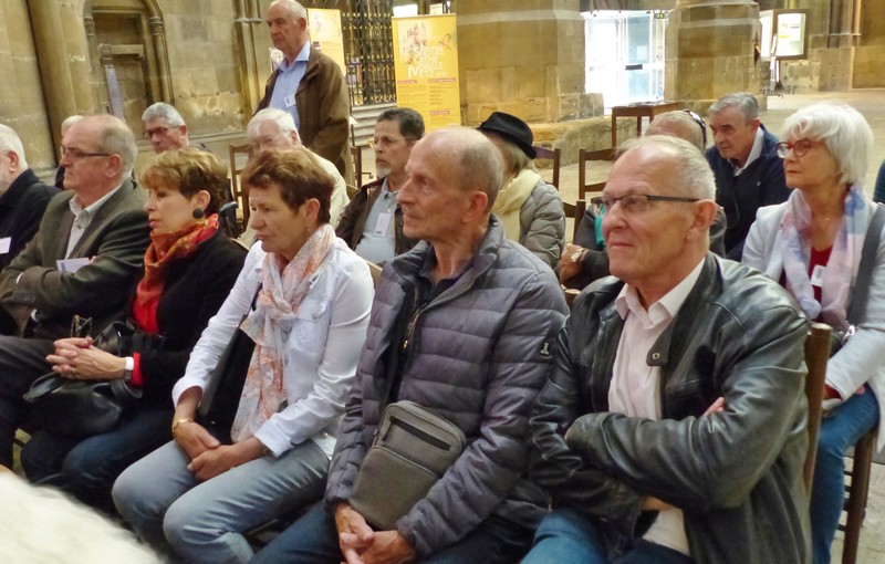 07_P1160219 (Clement).jpg - ... sous la surveillance du GO...